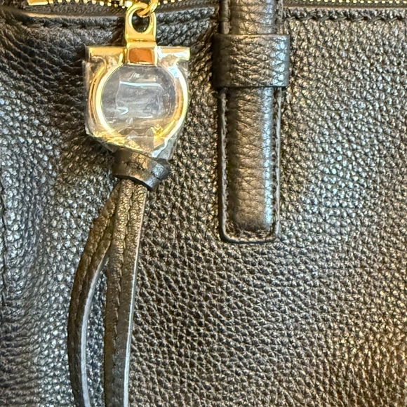 Salvatore Ferragamo Black Pebbled Leather Tote Bag - Brand new unused - Picture 3 of 8